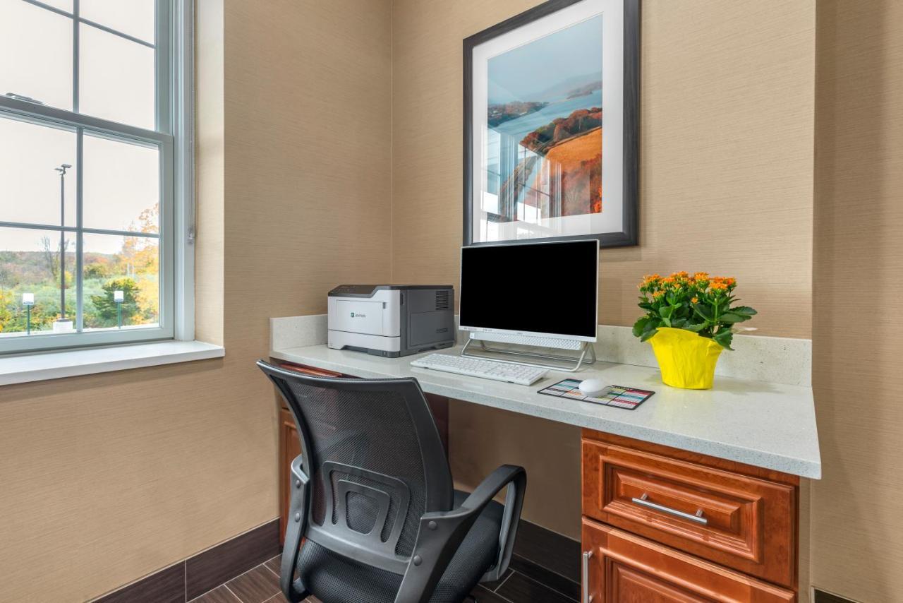 Comfort Inn Brewster Esterno foto
